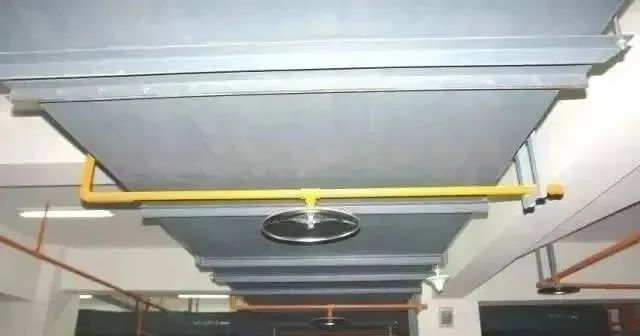 風(fēng)管下什么時(shí)候增設(shè)噴頭？