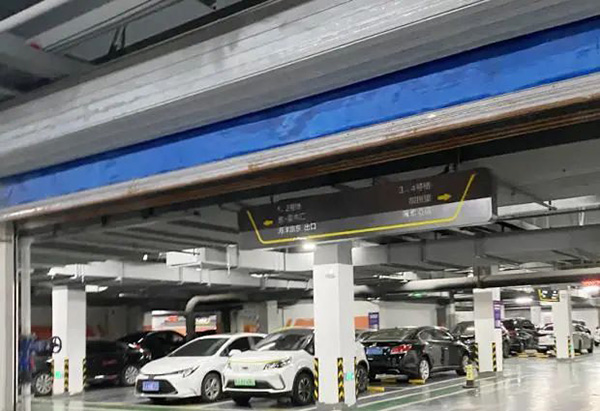 關(guān)于防火卷簾，民用建筑可以設(shè)置不規(guī)則型的防火卷簾嗎？